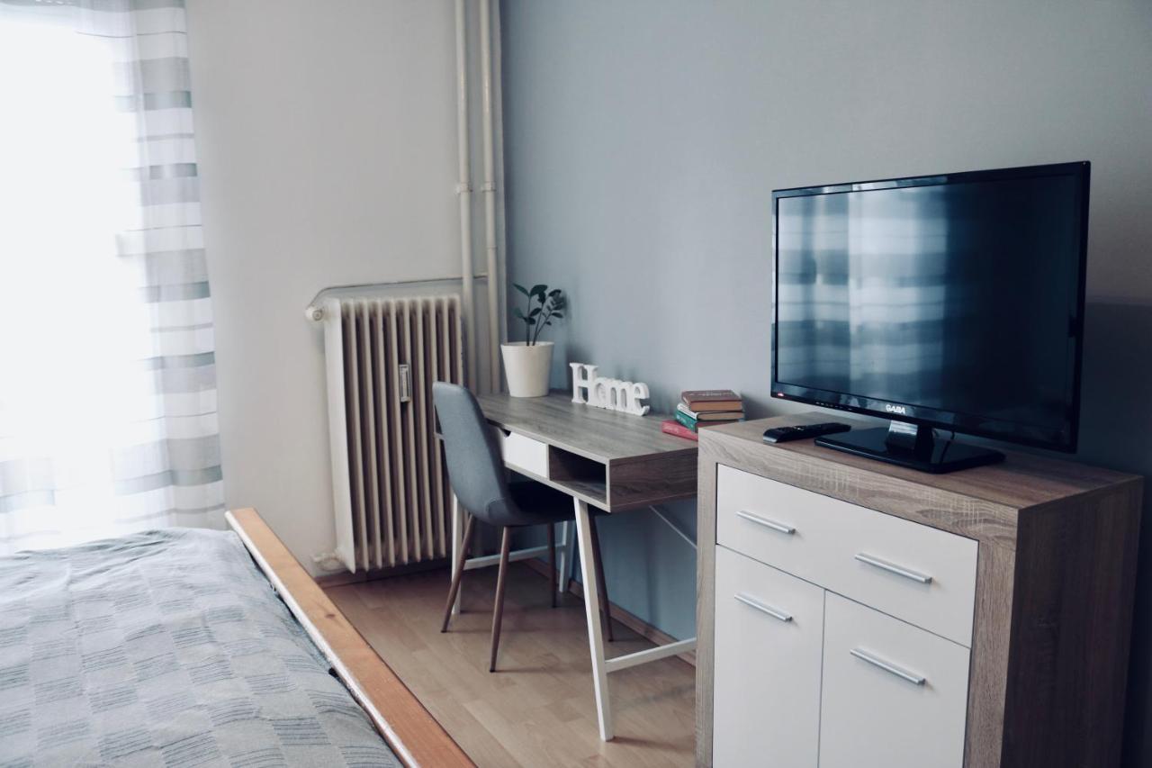 Szabadsag Apartman ペーチ エクステリア 写真