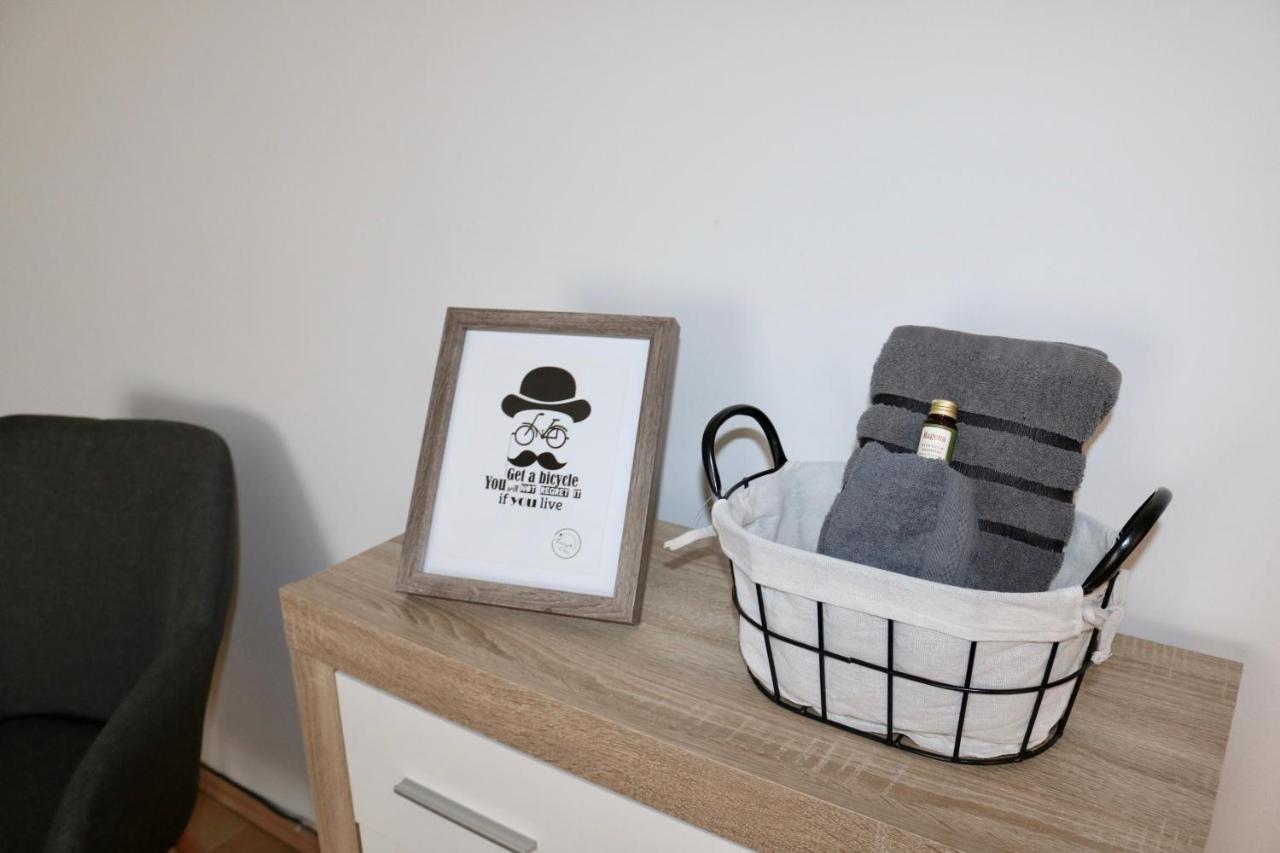 Szabadsag Apartman ペーチ エクステリア 写真